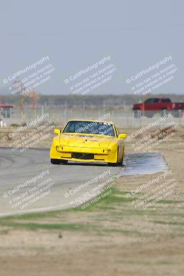 media/Oct-25-2025-CalClub SCCA (Sat) [[34c778dfbe]]/Group 2/Qualifying/